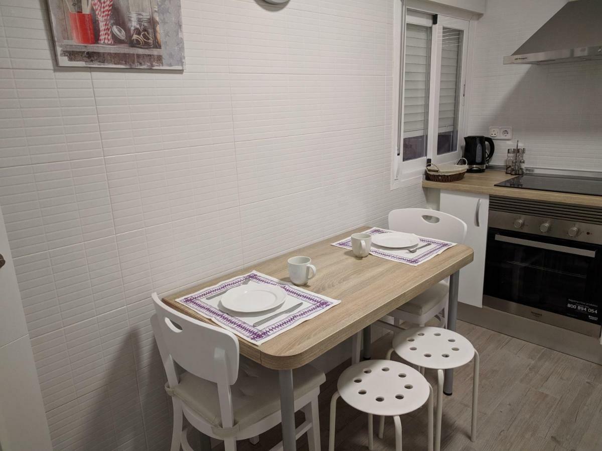 Gran Apartamento Cerca De Atocha Appartement Madrid Buitenkant foto
