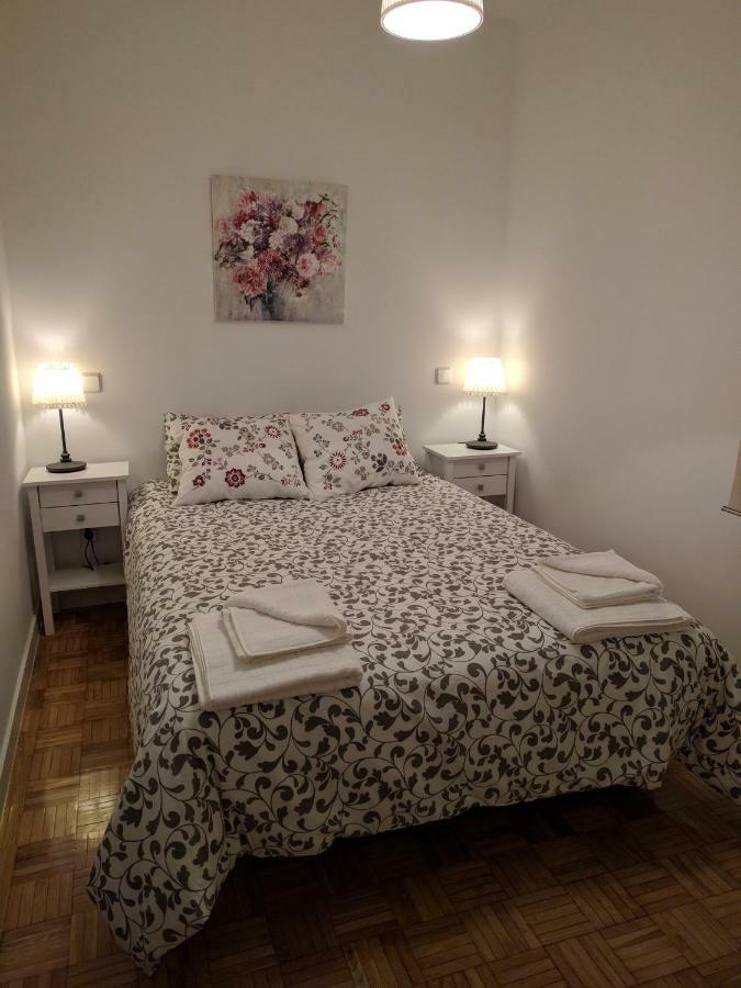 Gran Apartamento Cerca De Atocha Appartement Madrid Buitenkant foto