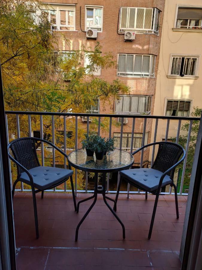 Gran Apartamento Cerca De Atocha Appartement Madrid Buitenkant foto